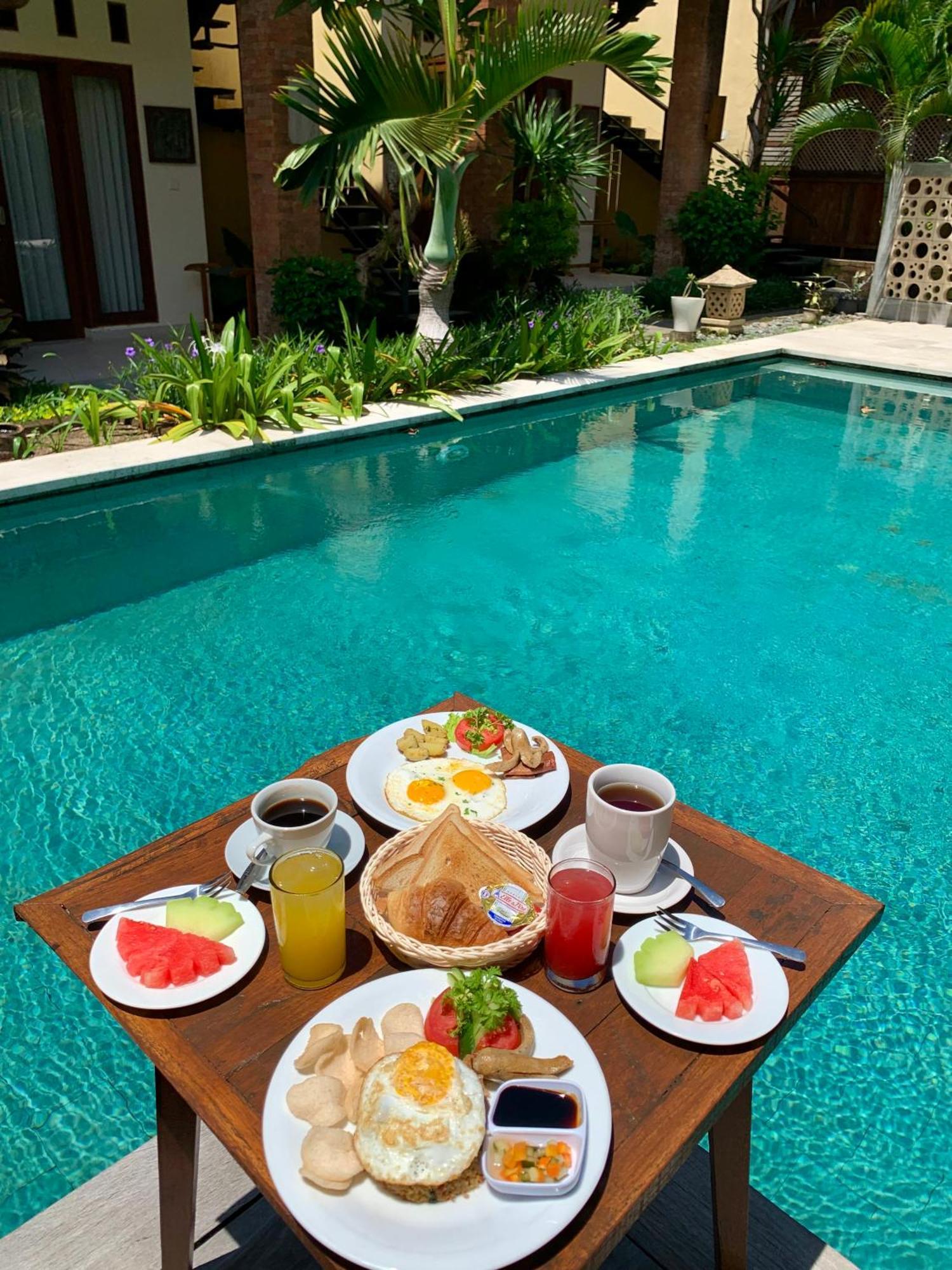 Mina Pelasa Hotel Legian Exteriör bild