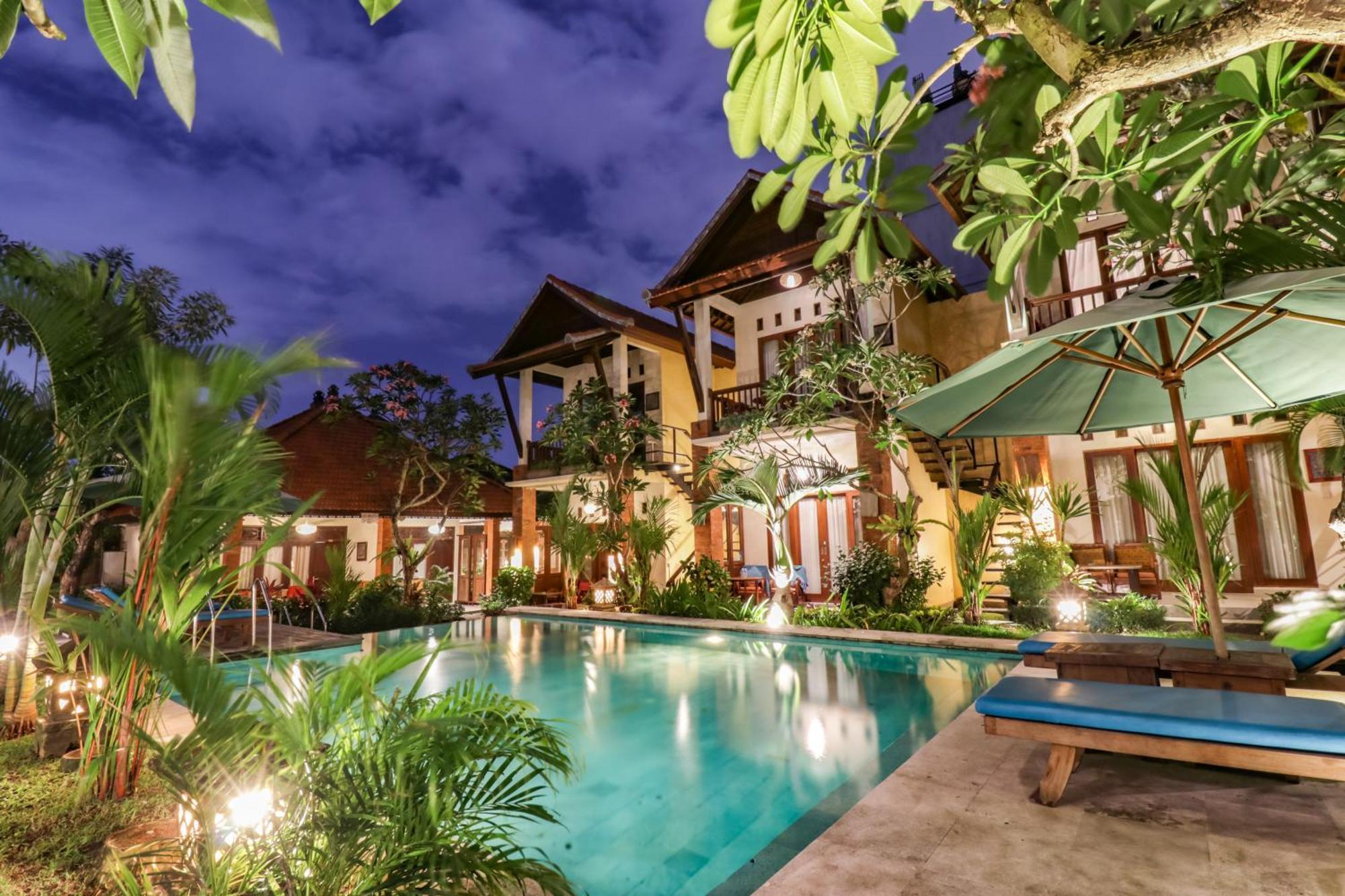 Mina Pelasa Hotel Legian Exteriör bild