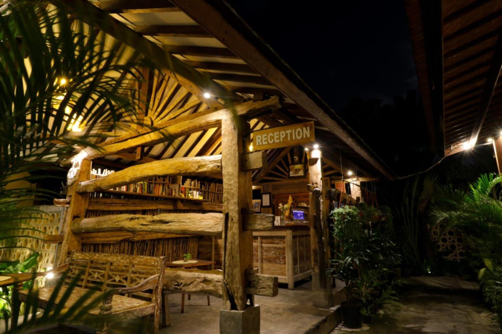 Mina Pelasa Hotel Legian Exteriör bild