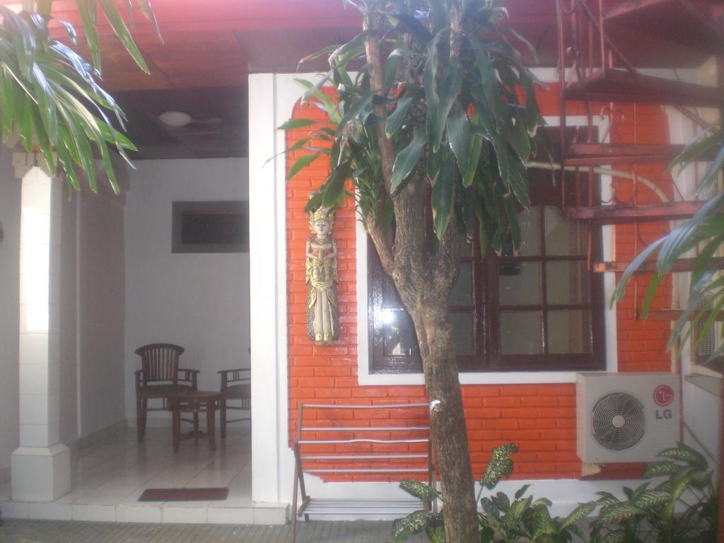 Mina Pelasa Hotel Legian Exteriör bild