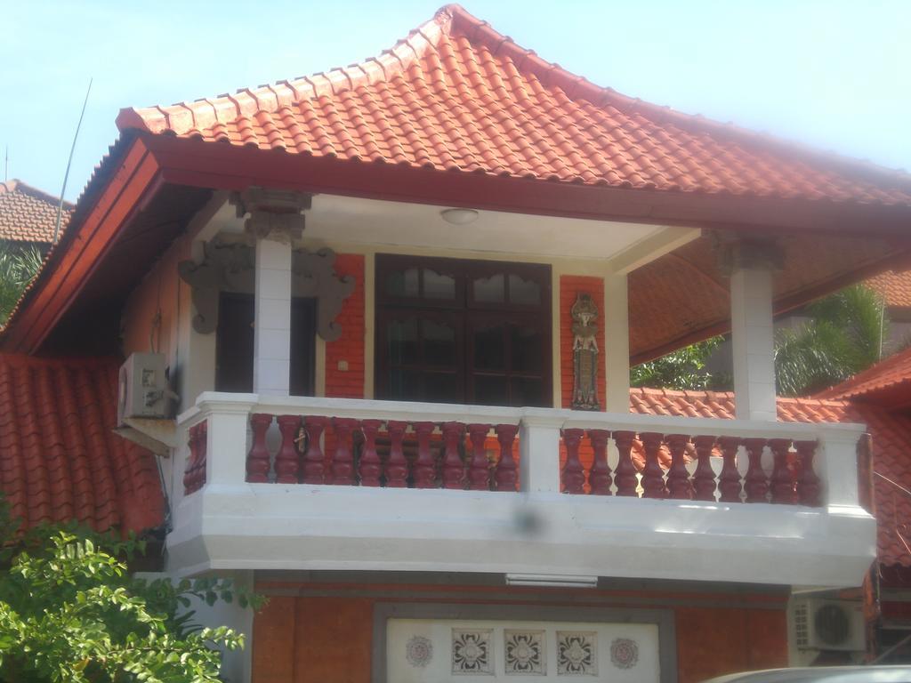 Mina Pelasa Hotel Legian Exteriör bild