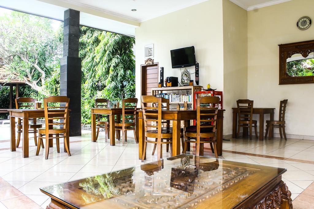 Mina Pelasa Hotel Legian Exteriör bild