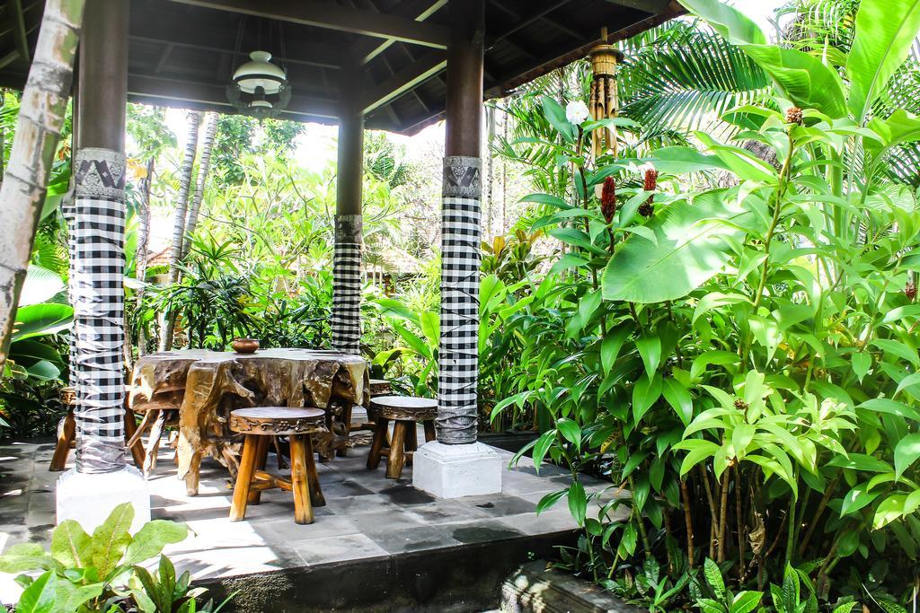 Mina Pelasa Hotel Legian Exteriör bild